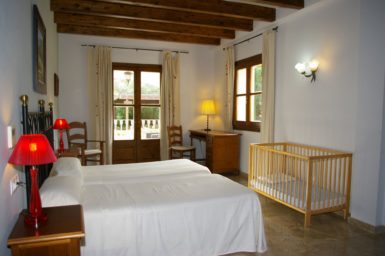 Finca Sa Pleta - Schlafzimmer mit Terrasse